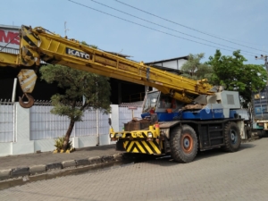 persewaan truk crane 7